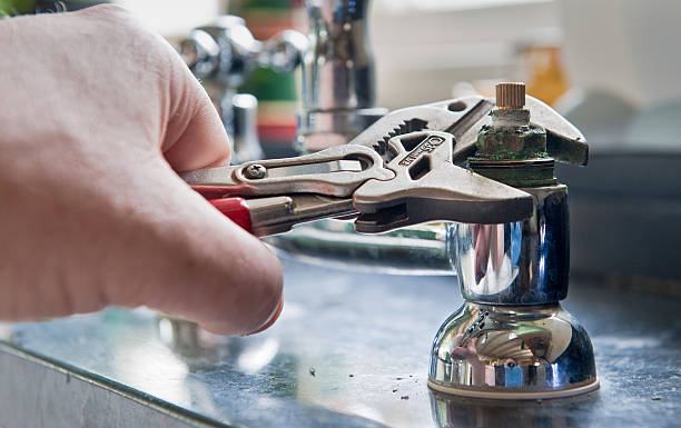 Best 24/7 water damage repair  in Val Verde, CA